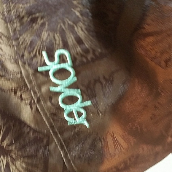 🌸 Spyder Skiing Jacket - Picture 4 of 8